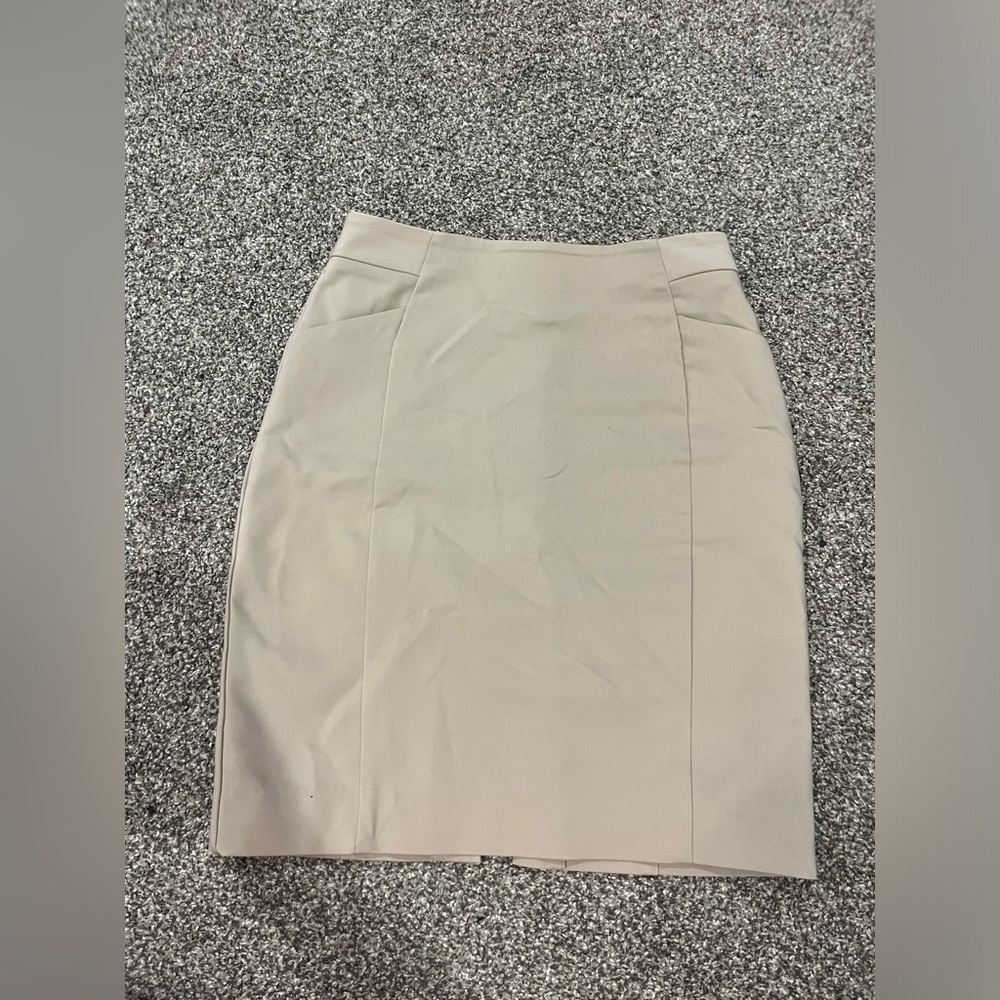 Size 4 H&M skirt